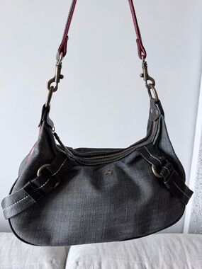 Burberry Blue Label Demin Shoulder Bag with Red Accent - Designer Style